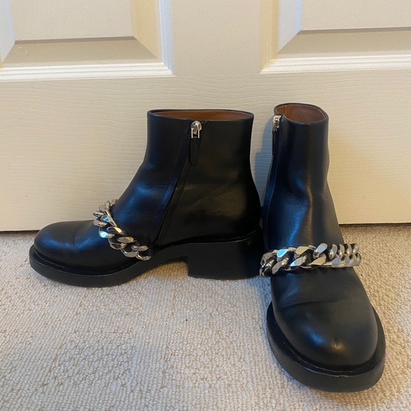 Givenchy Laura Chain Boot size 37 - Picture 3 of 5